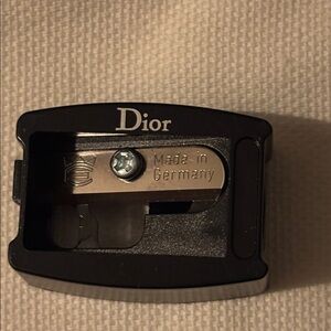 Black Eyebrow Sharpener